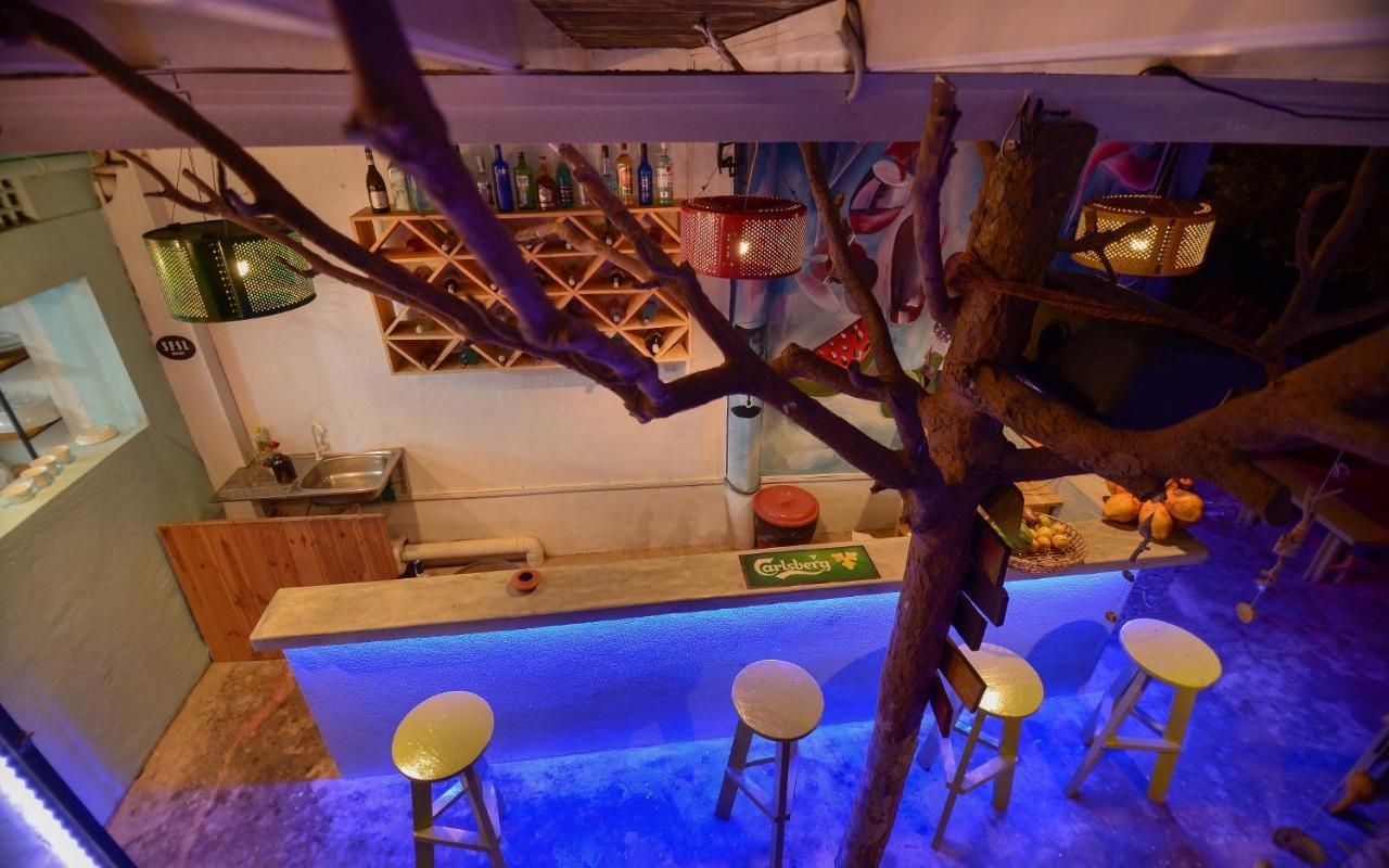Hotel Palm Leaf Surf Cafe Galle Exterior foto